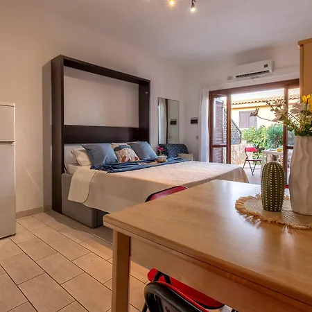 Апартаменты D3 - 2 - Baia De Bahas By Interhome